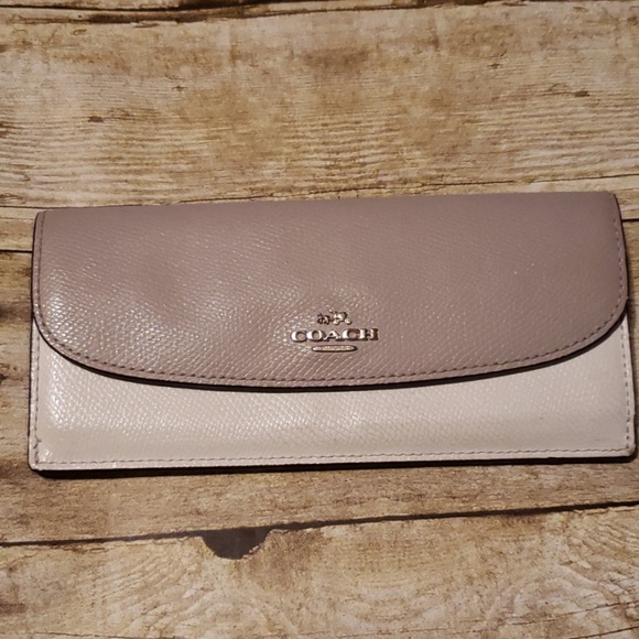 Coach Handbags - Authentic Coach Wallet